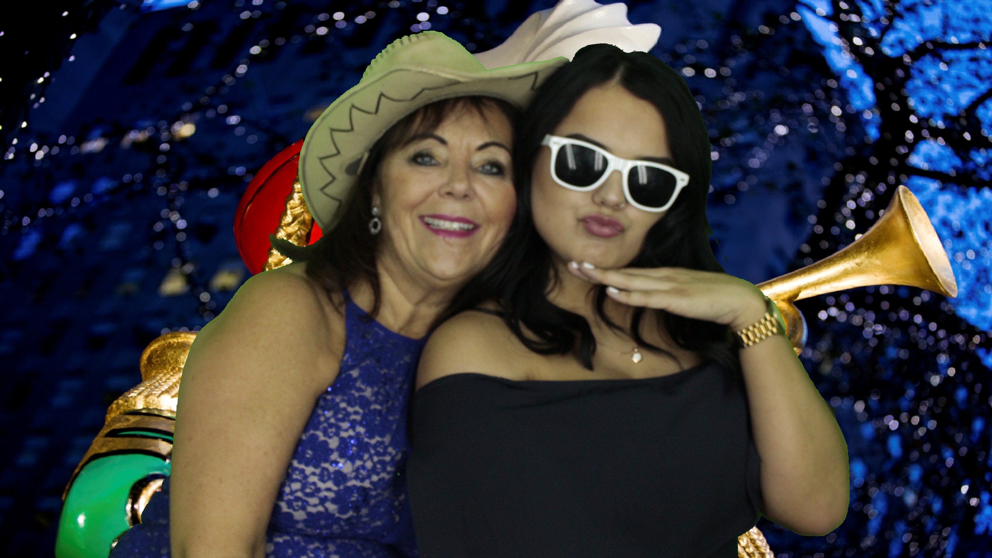 Portsmouth Water Christmas Party | View more photos from the event at gallery.myphotoboothexperience.co.uk/u/MyPhotoBoothExperienceLtd/Portsmouth-Water-Christmas-Party